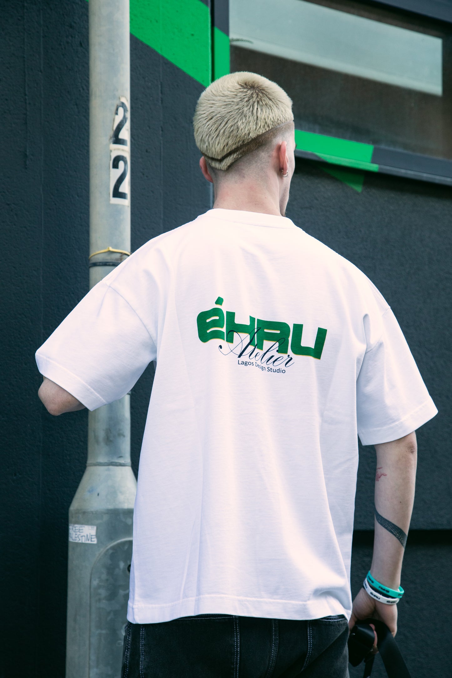 Oversized T-shirt (Atelier ÉHRU)